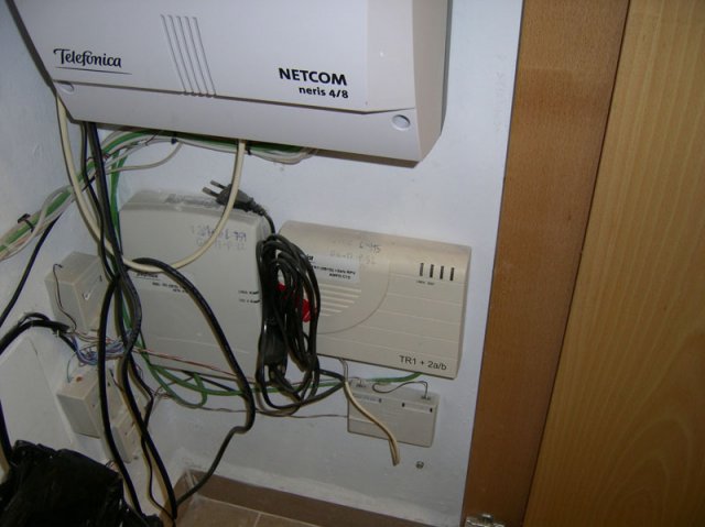 armariocablescentrosocial2